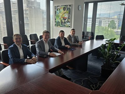 Kandidat za župana predaje potpise